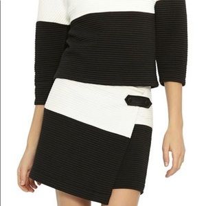 ALICE + OLIVIA Cropped Top & Mini Skirt -size XS/2